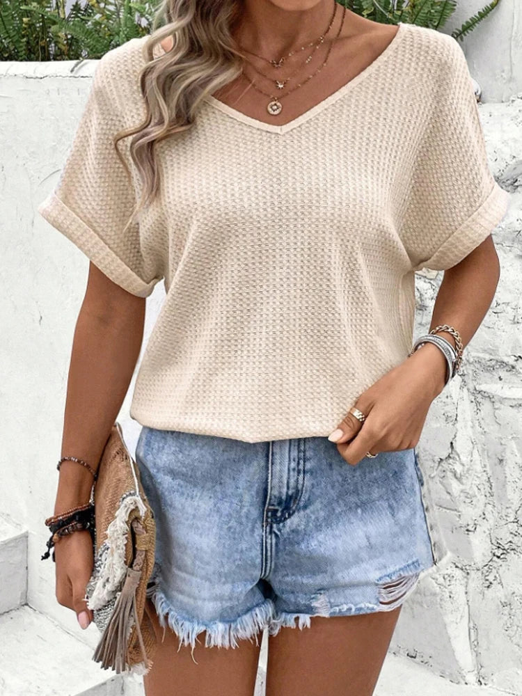 Fashionable Spring Summer Crochet Splice V-Neck Batwing Sleeve T-Shirt Women's Style Hooked Patchwork Top for Ladies