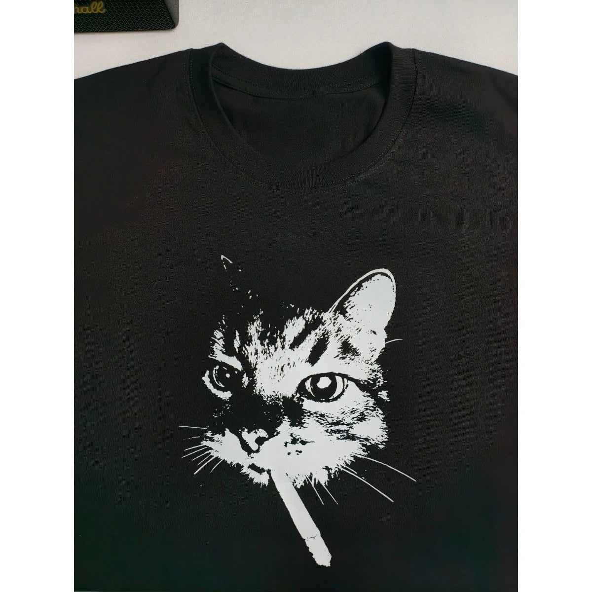 New Street Smoking Cat Retro Printed Crewneck T-shirt Women Fashion Short Sleeves Funny Cat Meme Tops Women Clothing