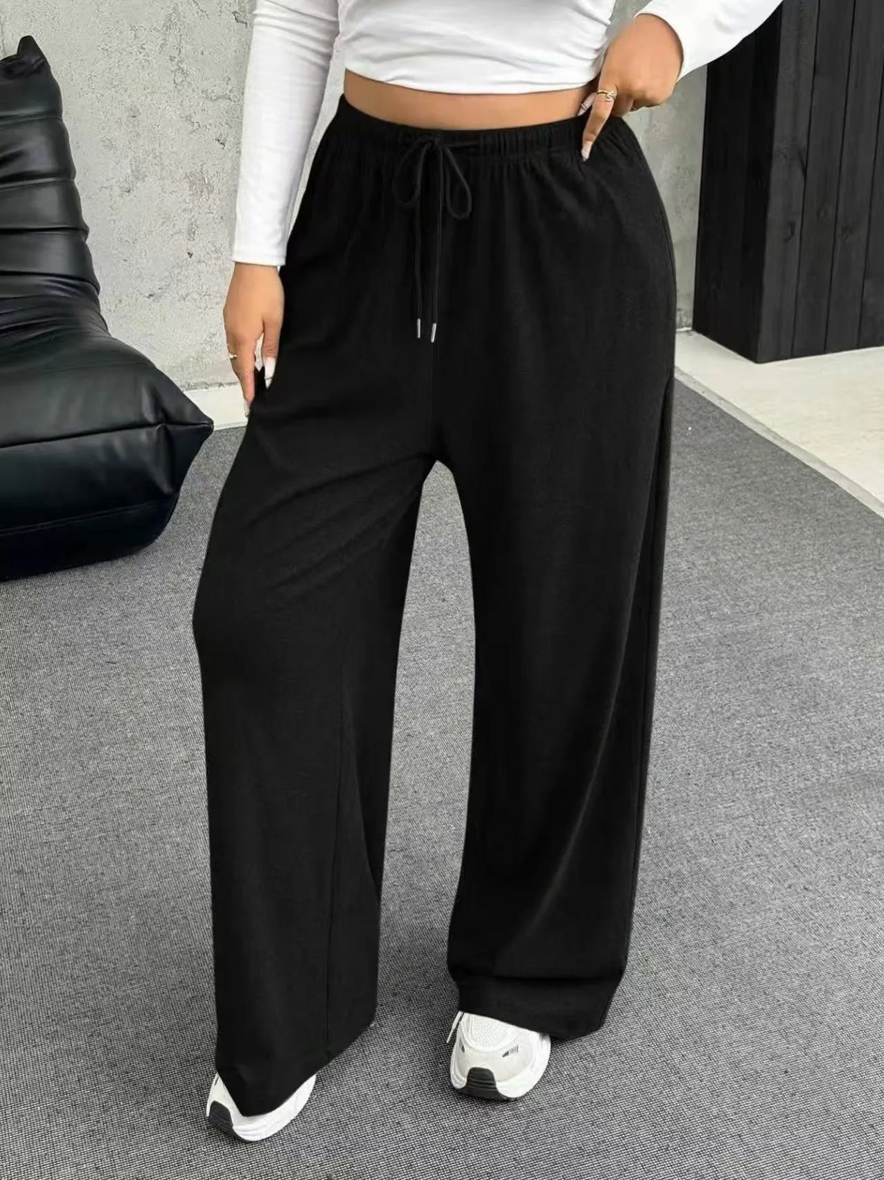 Women's Elastic Waist Drawstring Wide-Leg Pants with Side Pockets, Casual and Minimalist, Suitable for Daily Wear and Outdoor Sp